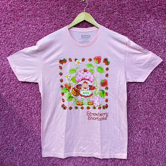 Strawberry Shortcake Berry Frame Graphic T-Shirt XL - Picture 1 of 4